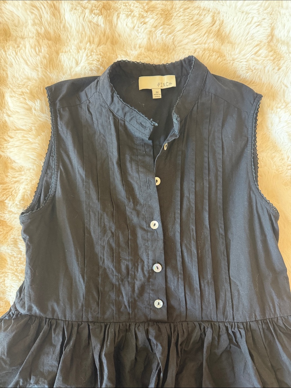Pinch Black Sleeveless Dress